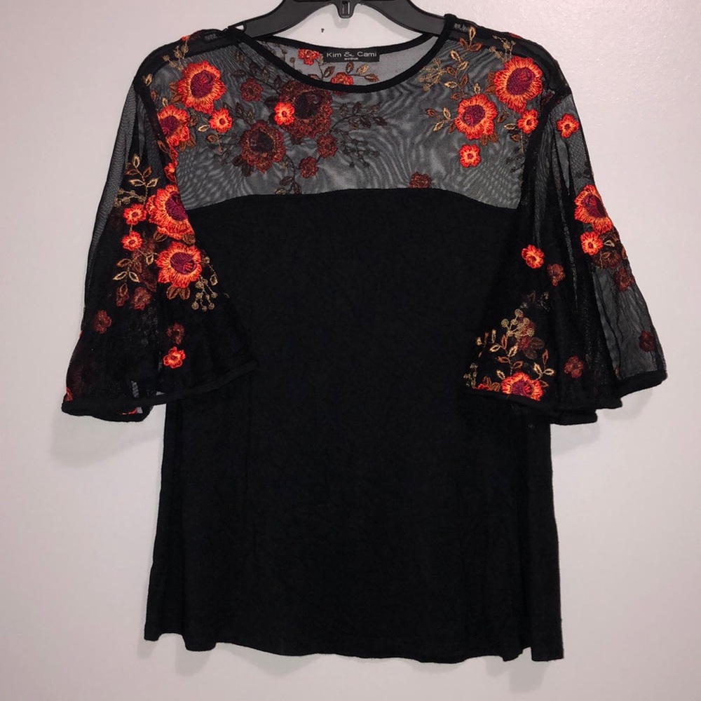 Kim & Cami shirt